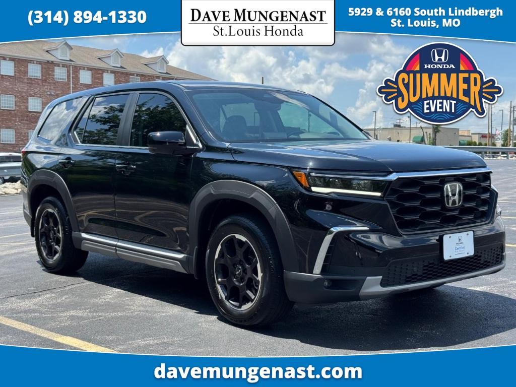 used 2025 Honda Pilot car, priced at $45,991