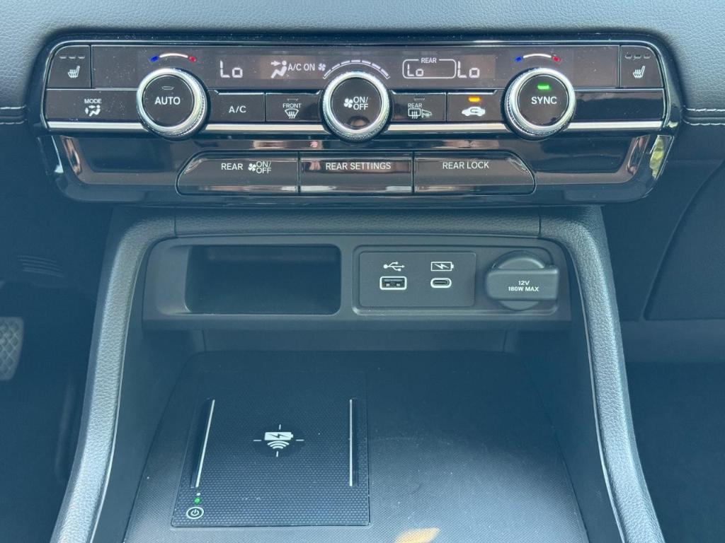 used 2025 Honda Pilot car, priced at $45,991