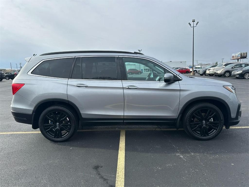 used 2021 Honda Pilot car, priced at $25,999