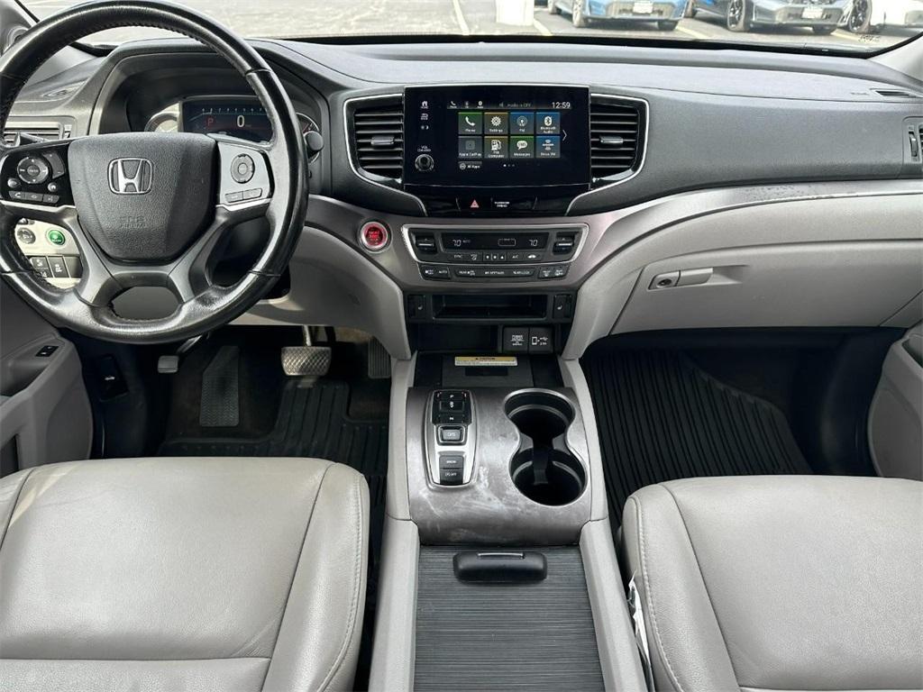 used 2021 Honda Pilot car, priced at $25,999