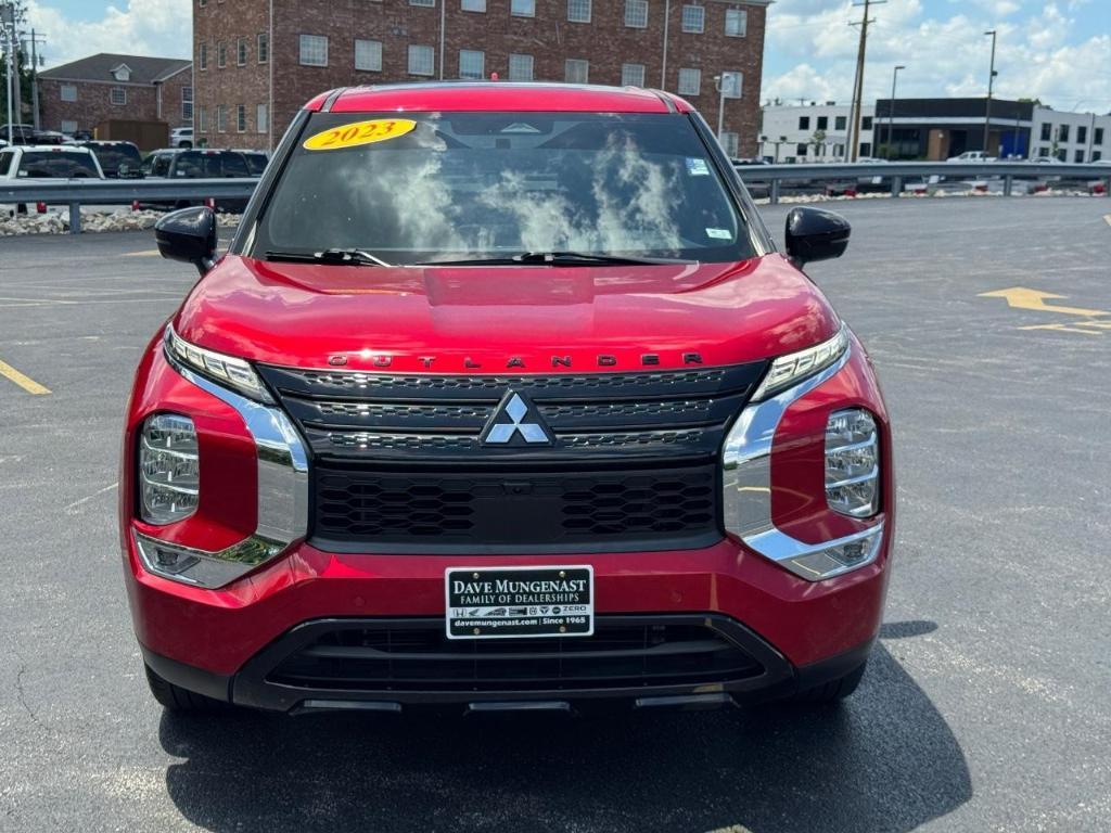 used 2023 Mitsubishi Outlander car, priced at $29,391