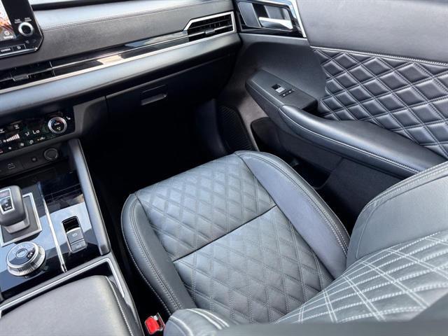 used 2023 Mitsubishi Outlander car, priced at $29,391