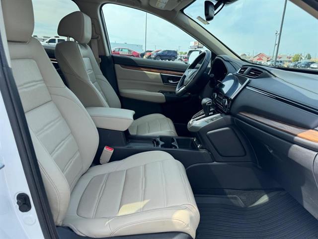 used 2022 Honda CR-V car, priced at $32,876