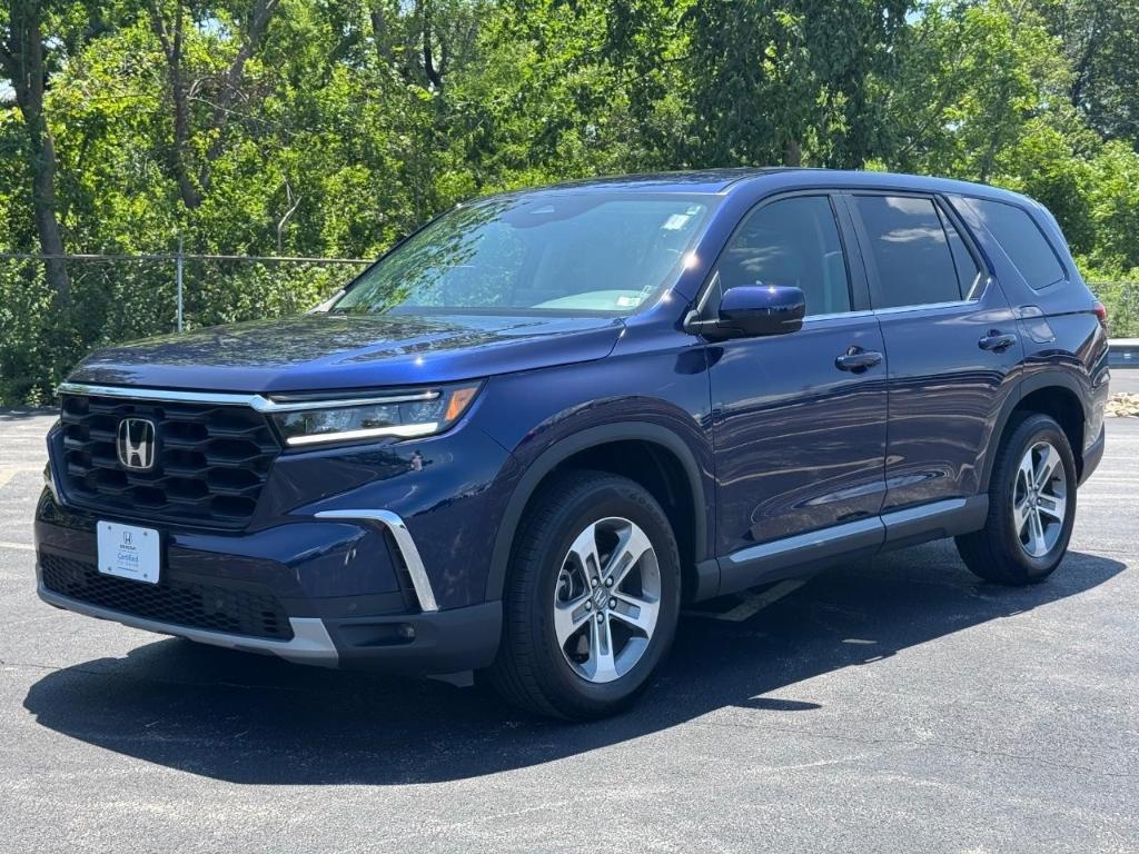 used 2025 Honda Pilot car, priced at $46,499