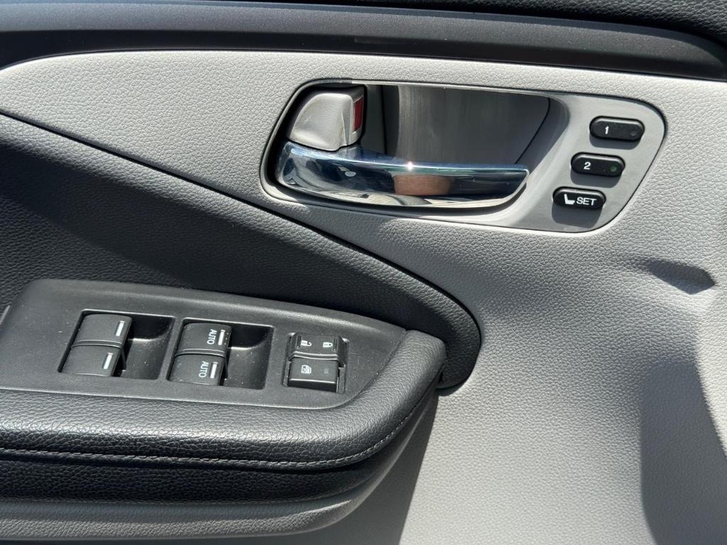 used 2021 Honda Pilot car, priced at $31,999