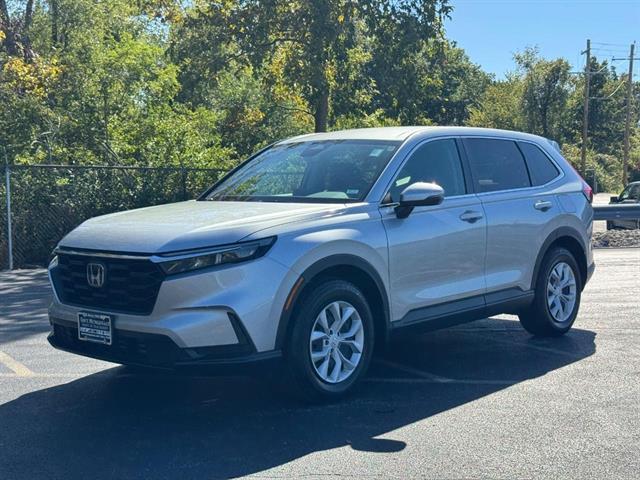 used 2025 Honda CR-V car, priced at $30,958