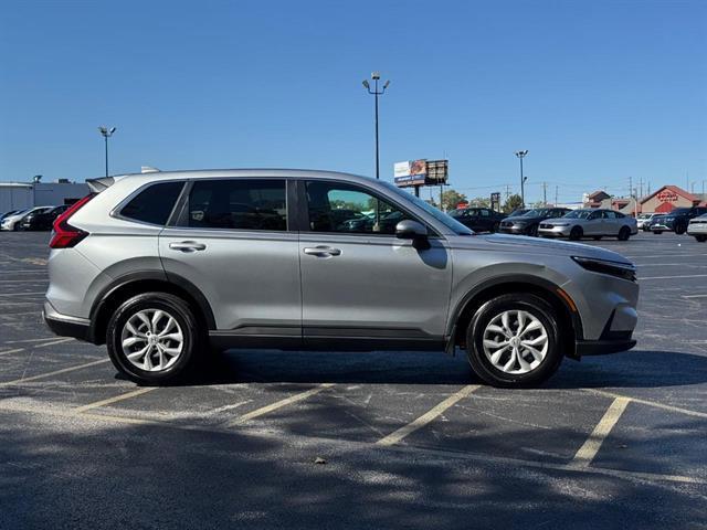 used 2025 Honda CR-V car, priced at $30,958