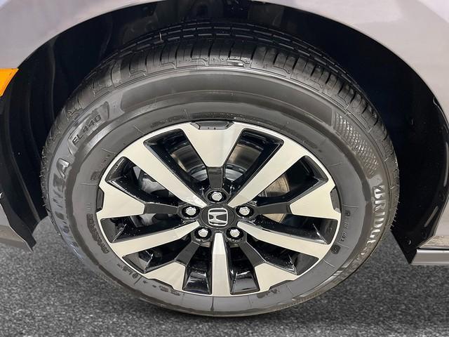 new 2026 Honda Odyssey car, priced at $44,290