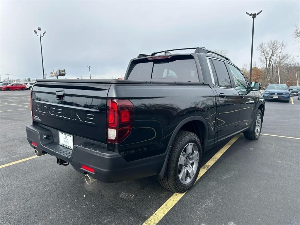 used 2025 Honda Ridgeline car, priced at $45,999