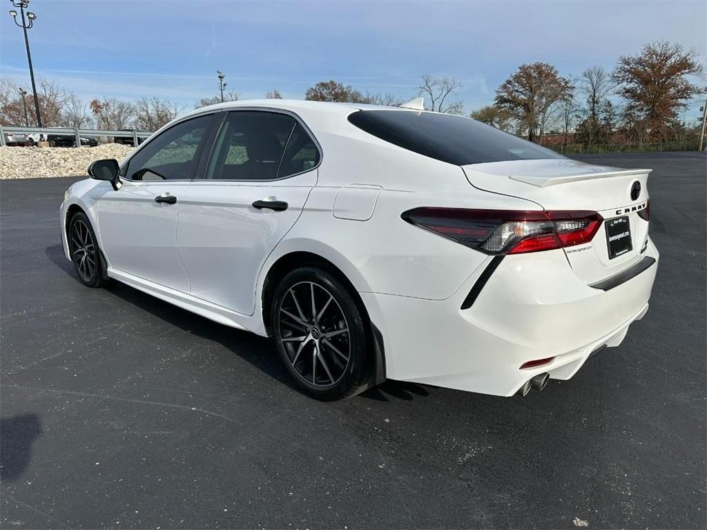 used 2022 Toyota Camry Hybrid car, priced at $27,501