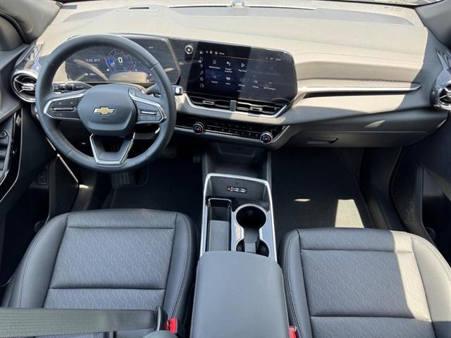 used 2025 Chevrolet Equinox car, priced at $29,999