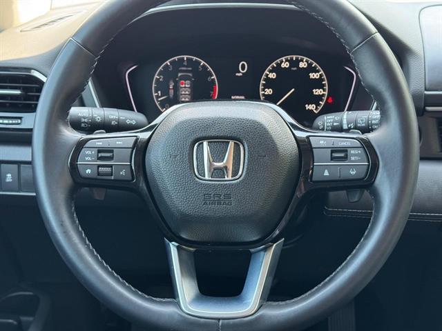 used 2025 Honda Pilot car, priced at $40,669