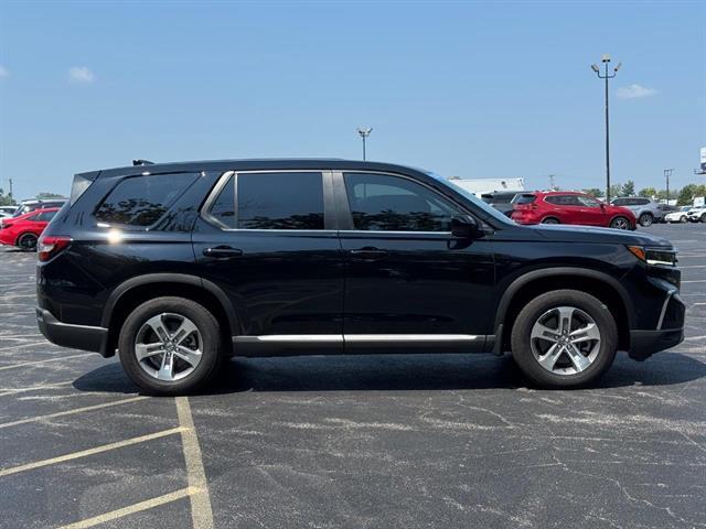 used 2025 Honda Pilot car, priced at $40,669