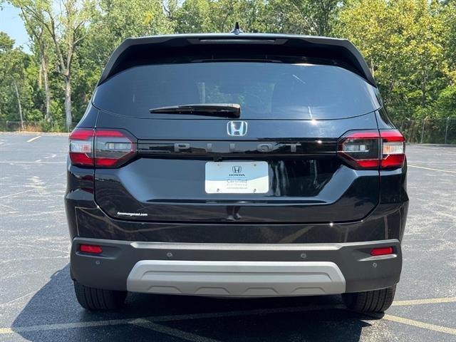used 2025 Honda Pilot car, priced at $40,669