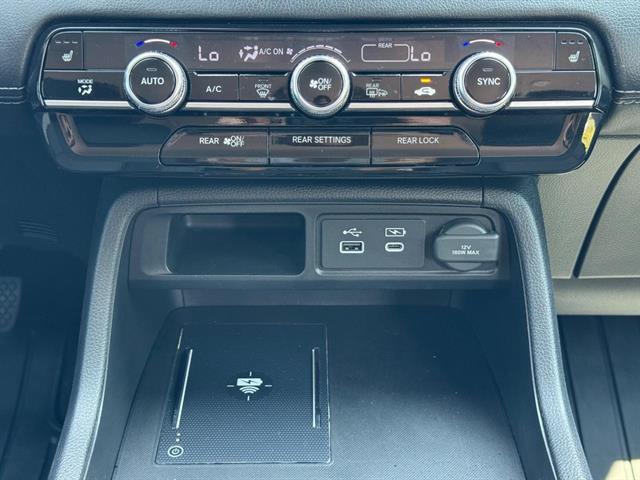 used 2025 Honda Pilot car, priced at $40,669