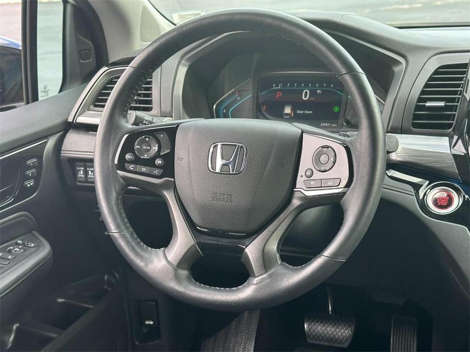 used 2023 Honda Odyssey car, priced at $43,408