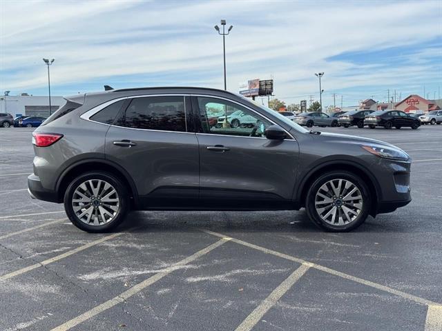 used 2022 Ford Escape car, priced at $24,301
