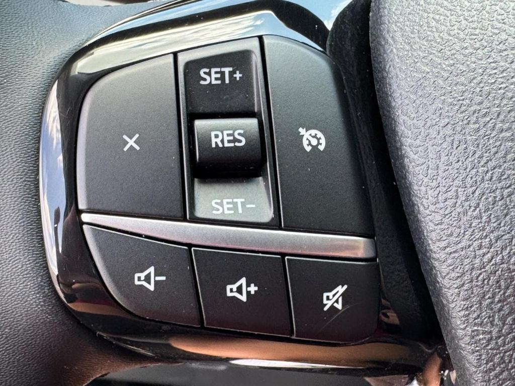 used 2022 Ford Escape car, priced at $21,601