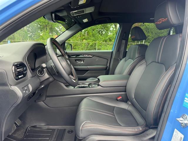 used 2025 Honda Pilot car, priced at $49,999