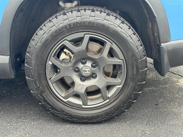 used 2025 Honda Pilot car, priced at $49,999