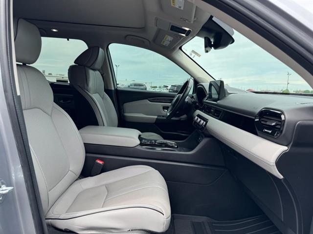 used 2023 Honda Pilot car, priced at $47,740