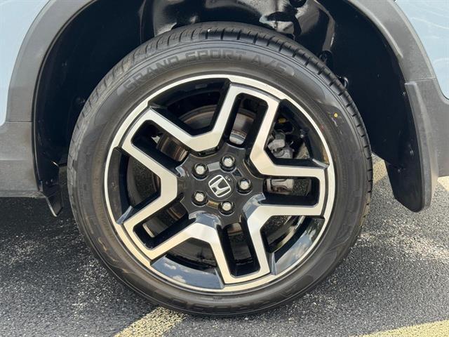 used 2022 Honda Passport car, priced at $34,591
