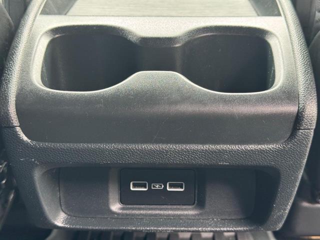 used 2024 Honda Odyssey car, priced at $41,999