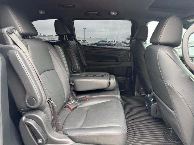 used 2024 Honda Odyssey car, priced at $41,999