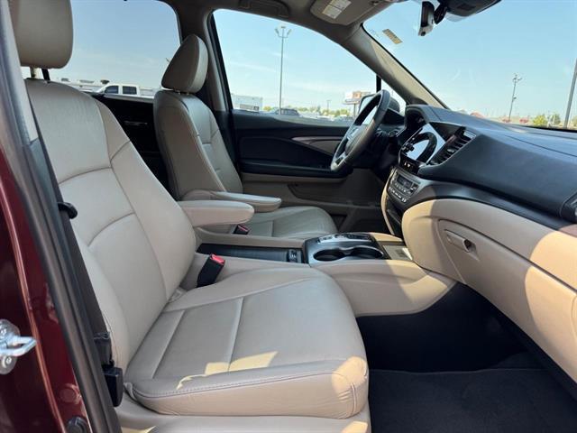 used 2022 Honda Pilot car, priced at $34,698