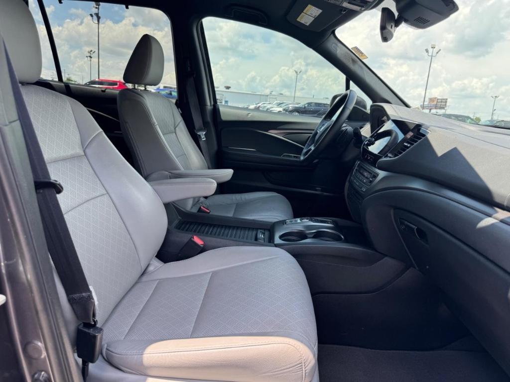 used 2021 Honda Passport car, priced at $24,951