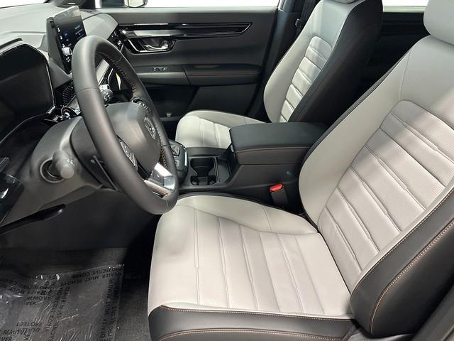 new 2026 Honda CR-V Hybrid car, priced at $41,291