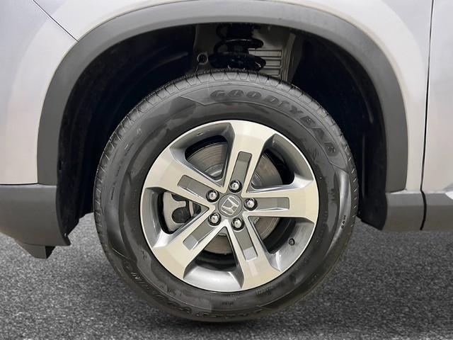 new 2025 Honda Pilot car, priced at $47,095