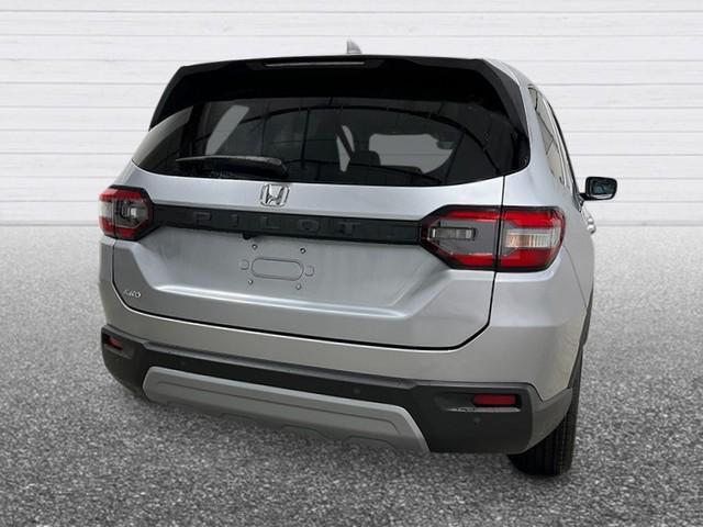 new 2025 Honda Pilot car, priced at $47,095