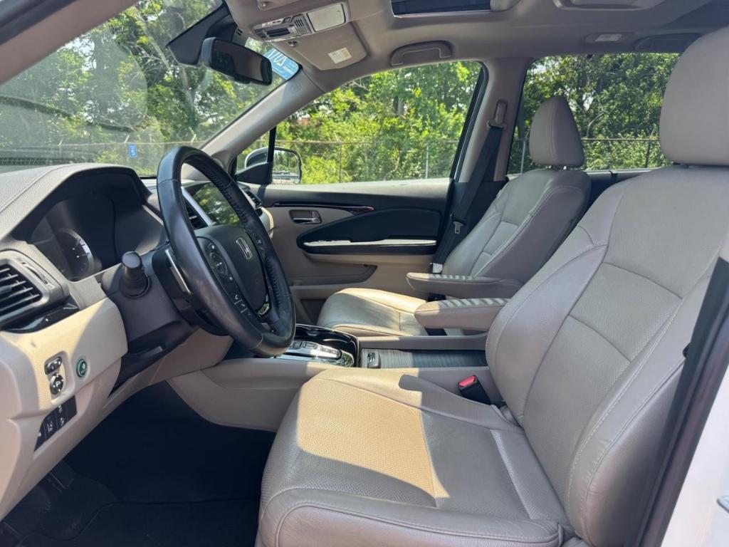 used 2017 Honda Pilot car, priced at $25,699
