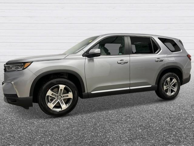 new 2025 Honda Pilot car, priced at $47,095
