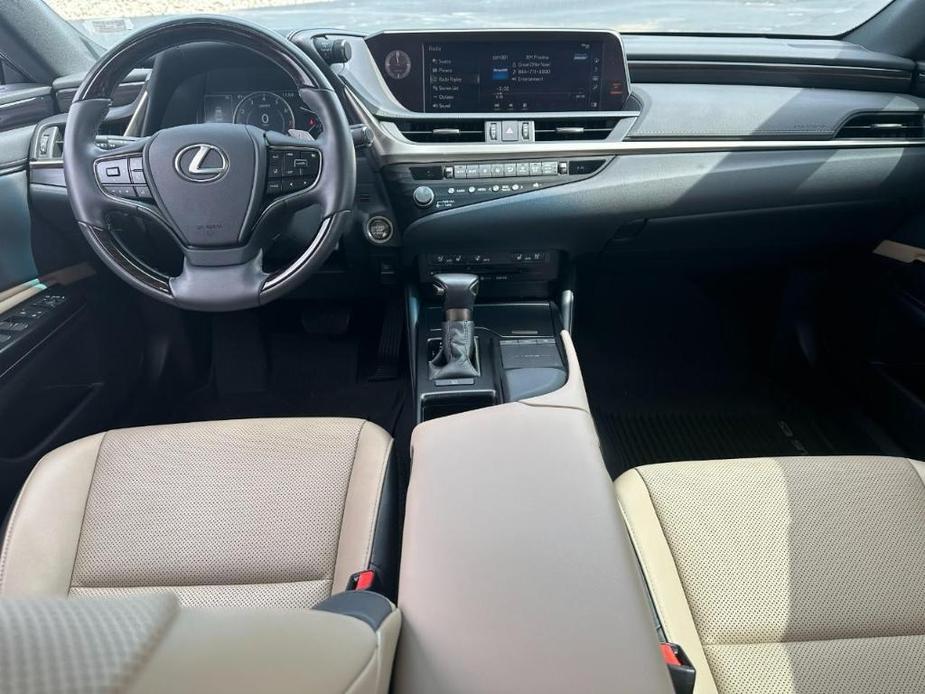 used 2021 Lexus ES 250 car, priced at $31,999