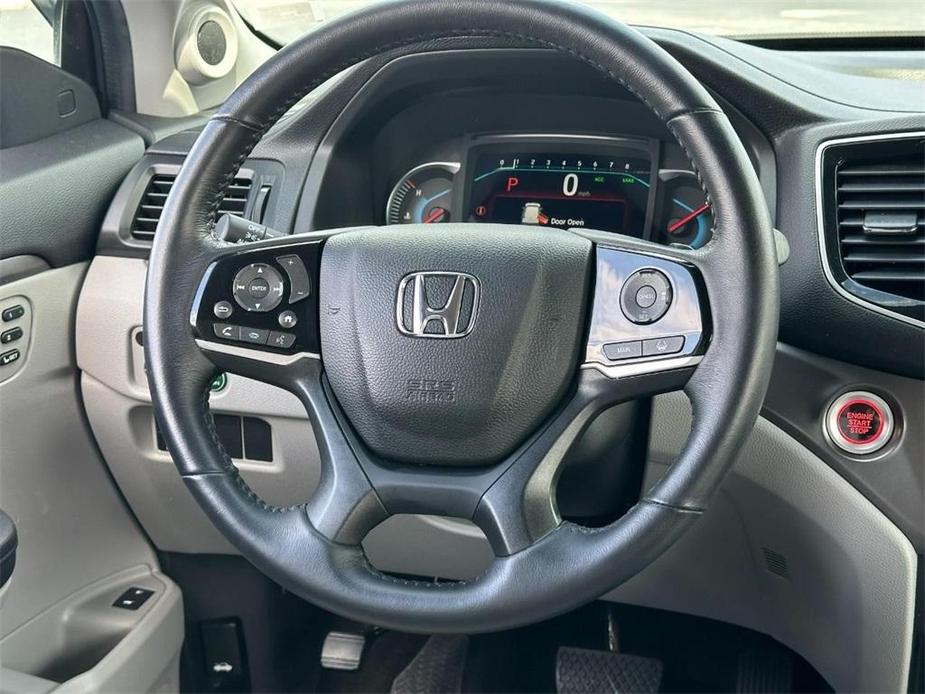 used 2022 Honda Pilot car, priced at $30,656