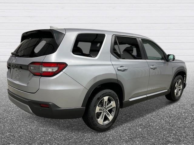 new 2025 Honda Pilot car, priced at $47,050