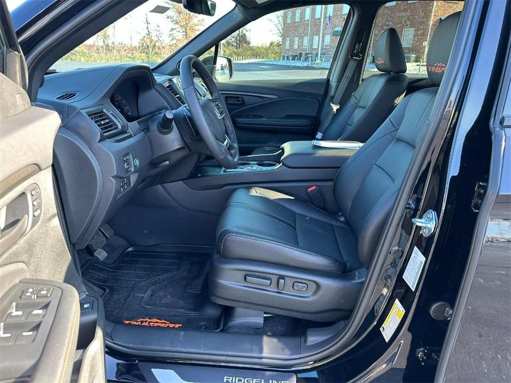 new 2025 Honda Ridgeline car, priced at $46,775