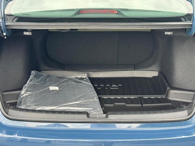 used 2025 Honda Civic Hybrid car, priced at $29,562