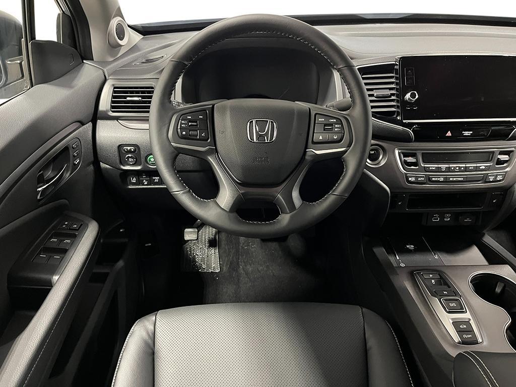 new 2025 Honda Ridgeline car, priced at $43,918