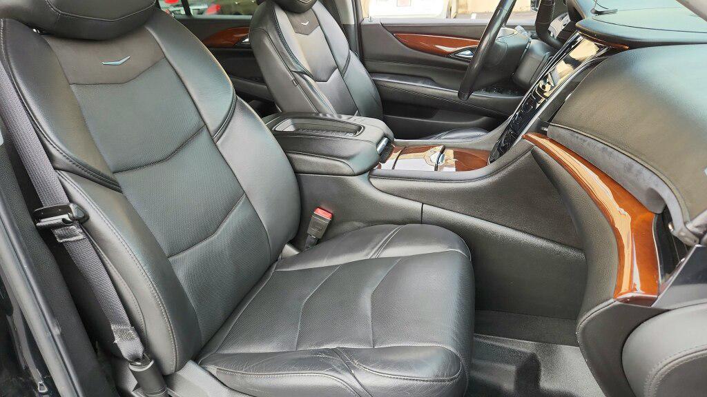 used 2018 Cadillac Escalade ESV car, priced at $18,999