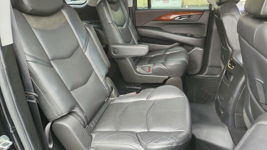 used 2018 Cadillac Escalade ESV car, priced at $18,999