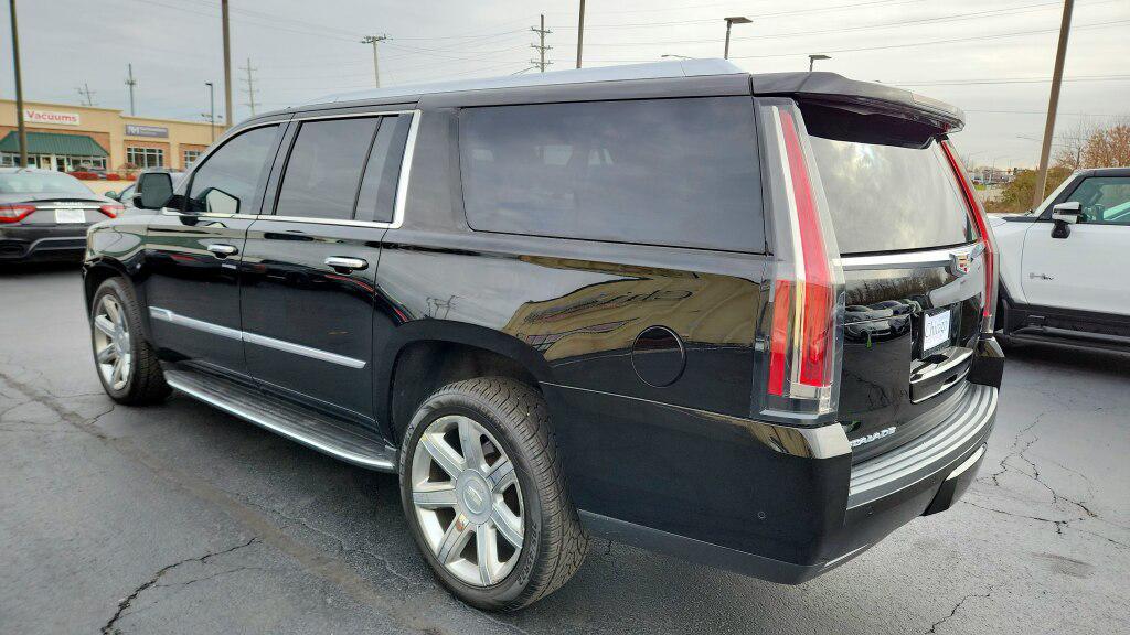 used 2018 Cadillac Escalade ESV car, priced at $18,999