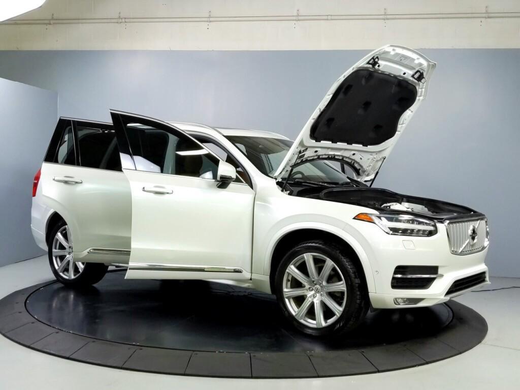 used 2018 Volvo XC90 car, priced at $21,995
