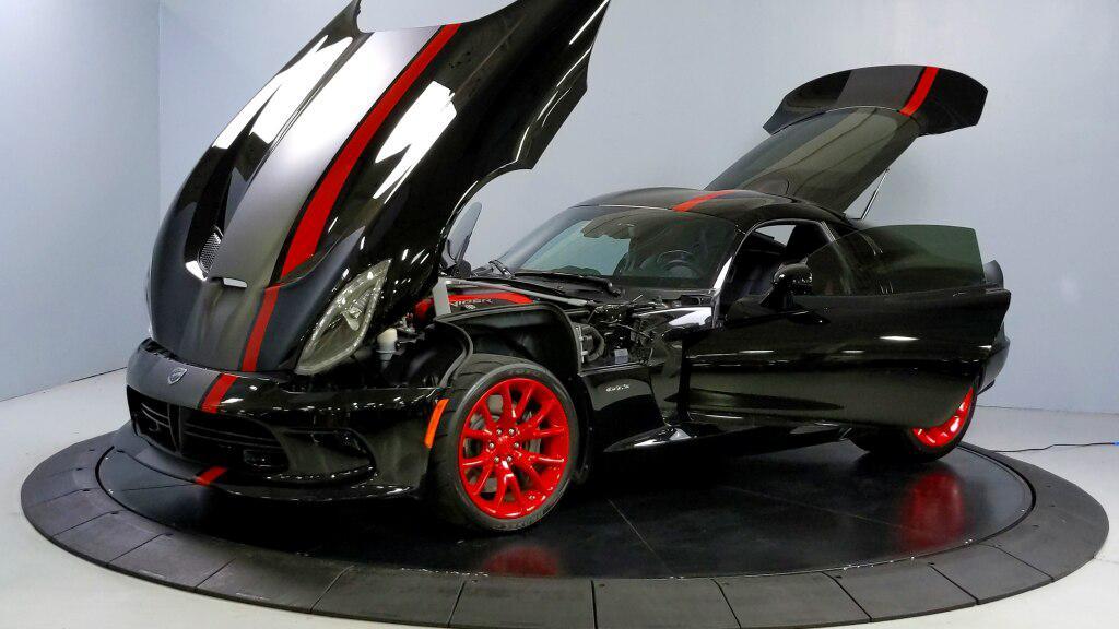 used 2013 Dodge SRT Viper car