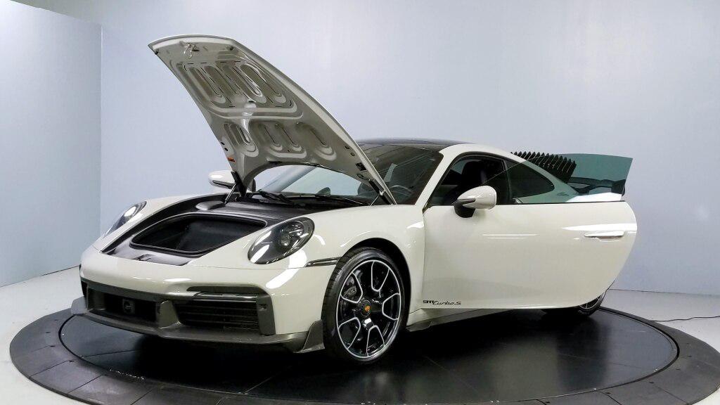 used 2022 Porsche 911 car