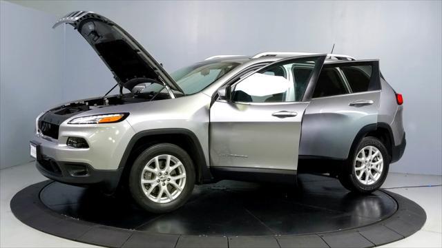 used 2016 Jeep Cherokee car, priced at $12,777
