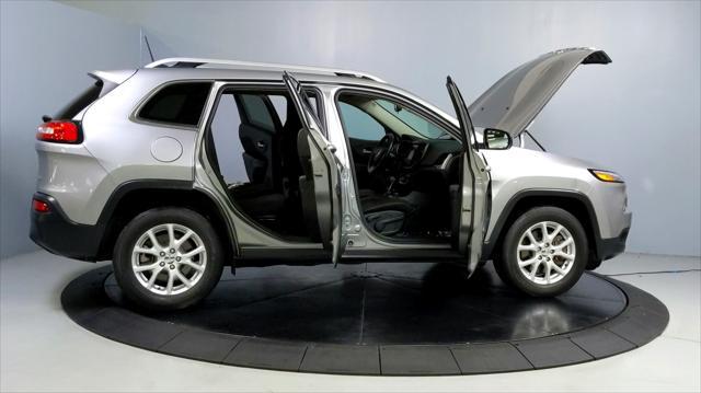 used 2016 Jeep Cherokee car, priced at $12,777