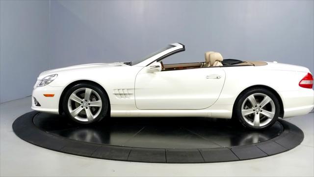 used 2009 Mercedes-Benz SL-Class car, priced at $29,777